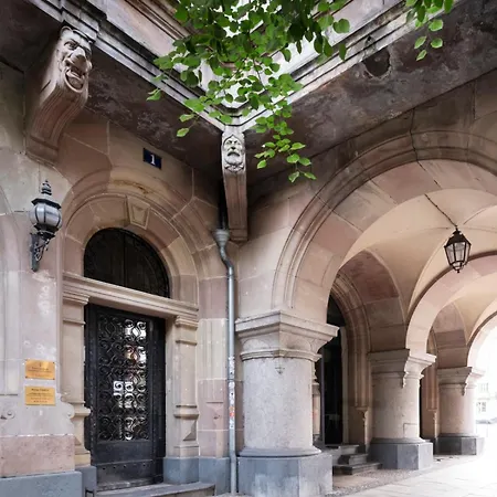 Elephant Of Gambetta *